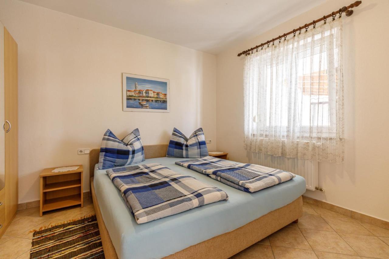 Ferienhaus Sascha In Porec Esterno foto