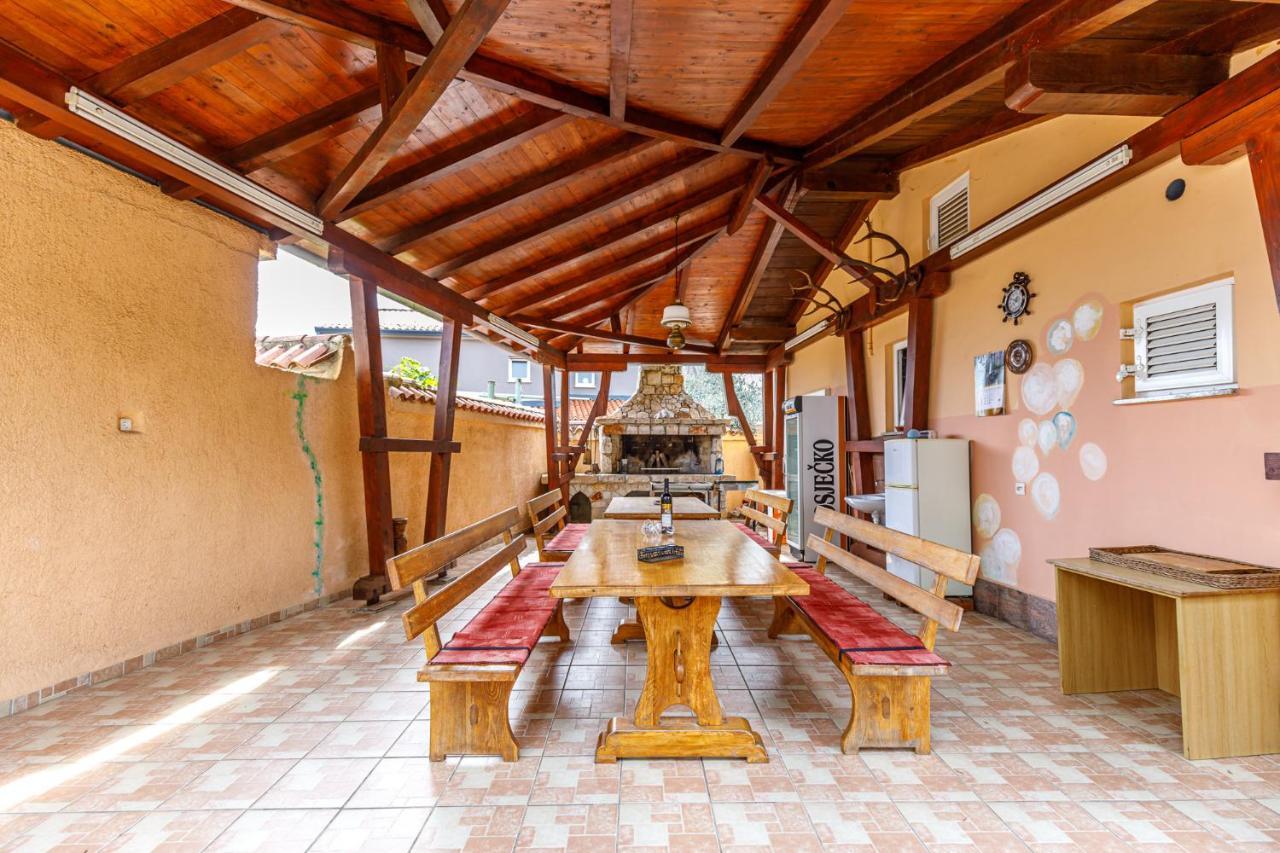 Ferienhaus Sascha In Porec Esterno foto